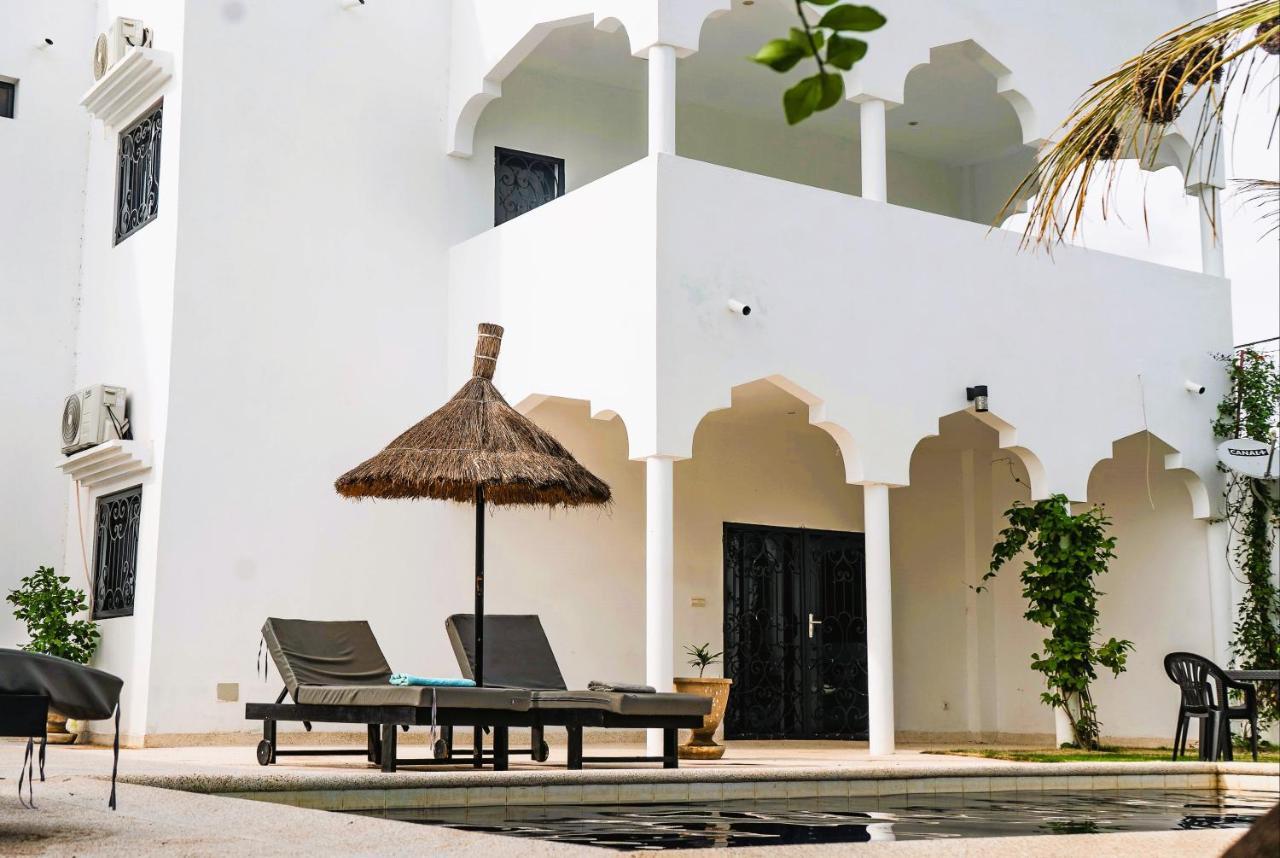 La Baraka, Extravagant Villa For 8 With Pool In Saly Gandigal Exteriör bild
