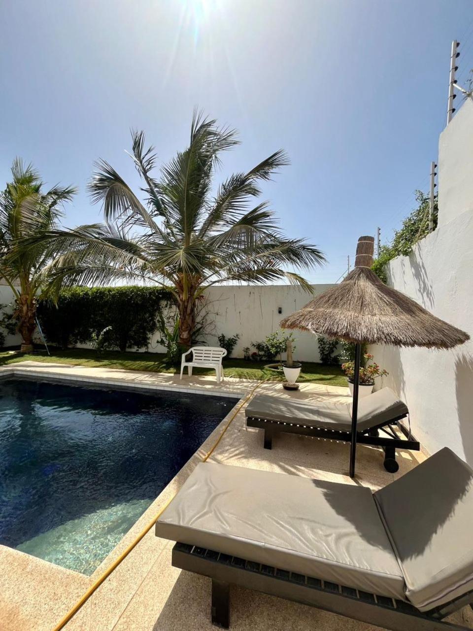 La Baraka, Extravagant Villa For 8 With Pool In Saly Gandigal Exteriör bild