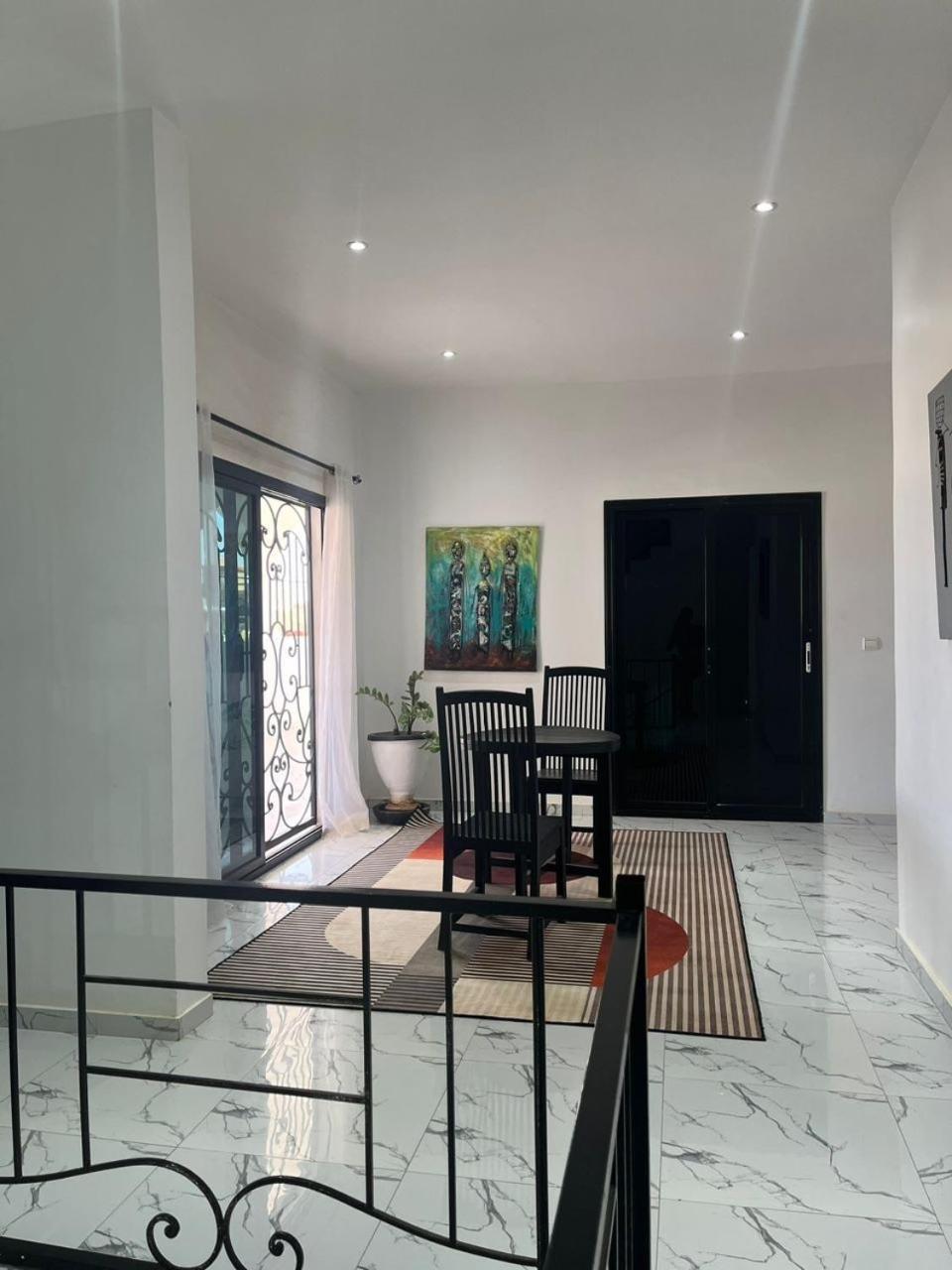 La Baraka, Extravagant Villa For 8 With Pool In Saly Gandigal Exteriör bild